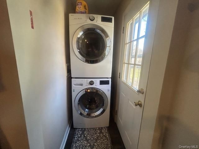 4 White Oak Street, Middle Island, NY 11953