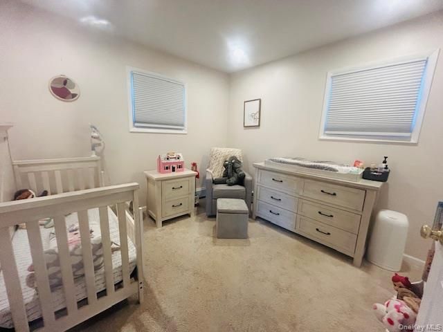 4 White Oak Street, Middle Island, NY 11953