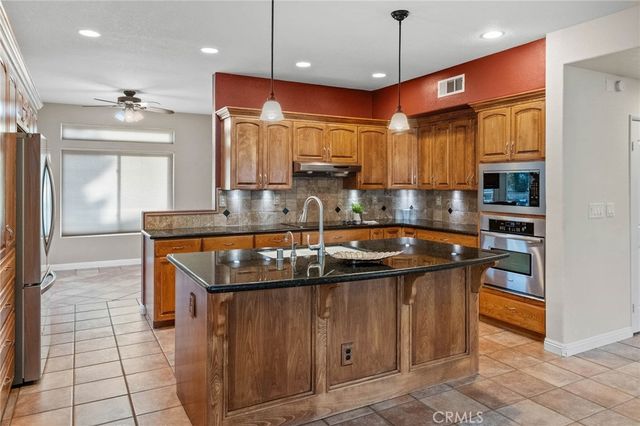 12772 Cimarron, Victorville, CA 92392