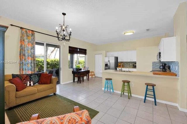 2405 SE 5th Court, Homestead, FL 33033