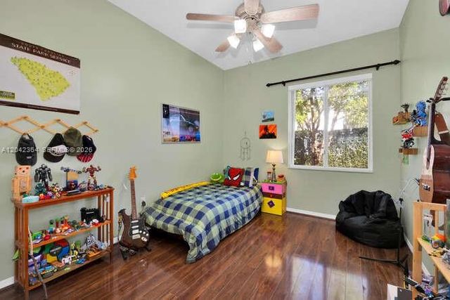 2405 SE 5th Court, Homestead, FL 33033
