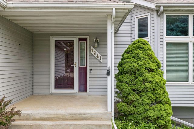 1241 Baird Lane NE, Rochester, MN 55906