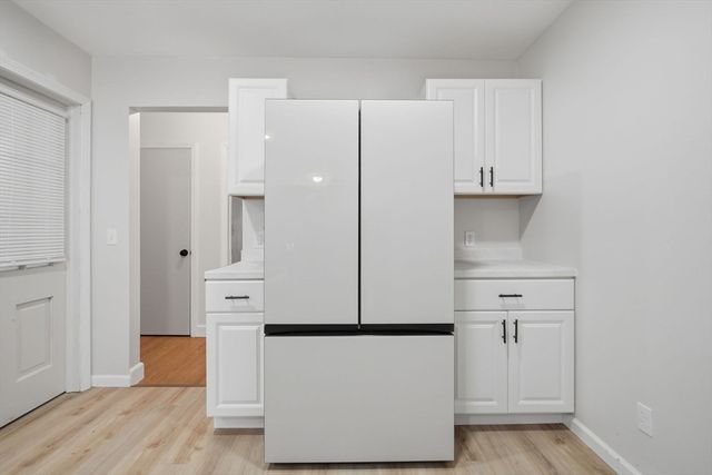 85 Granville Rd, Westfield, MA 01085