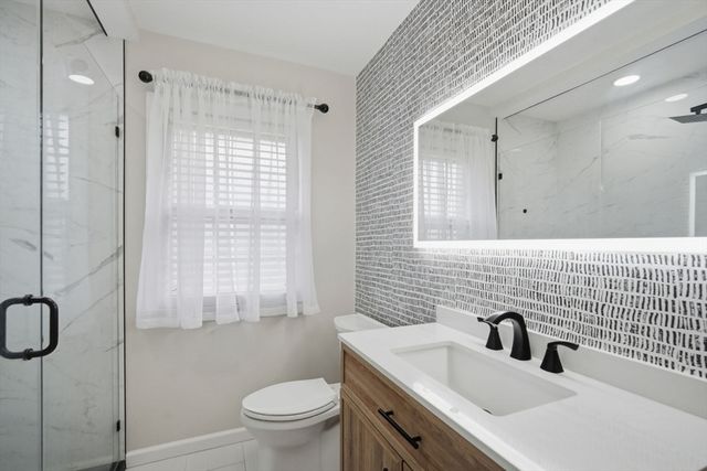 85 Granville Rd, Westfield, MA 01085