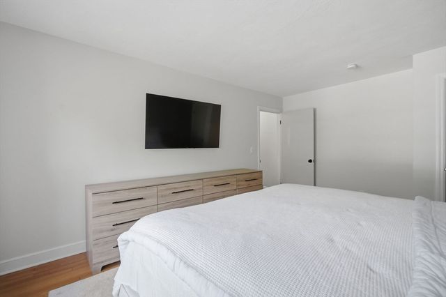 85 Granville Rd, Westfield, MA 01085