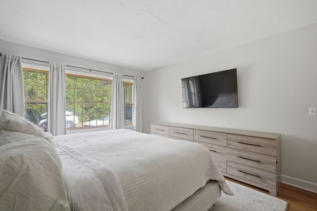 85 Granville Rd, Westfield, MA 01085