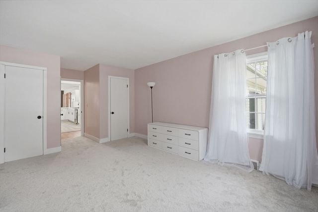 85 Granville Rd, Westfield, MA 01085