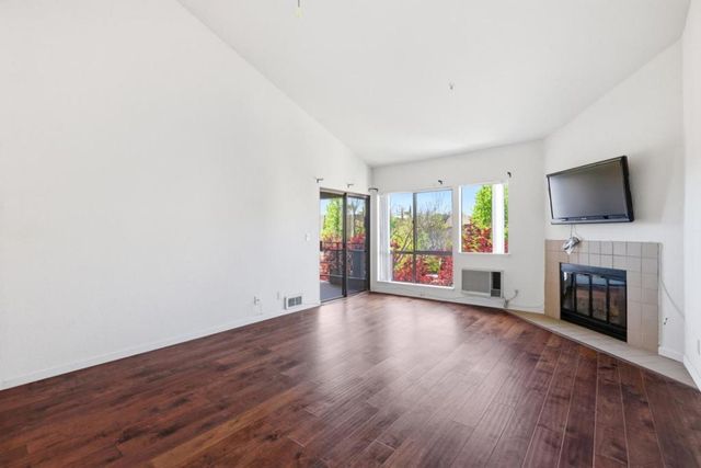 39224 Guardino Drive 314, Fremont, CA 94538