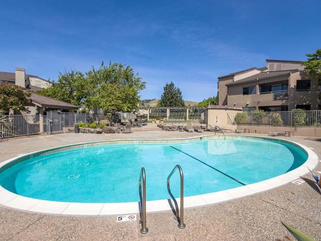 39224 Guardino Drive 314, Fremont, CA 94538