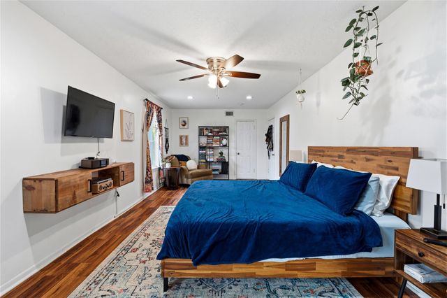 4002 Cheena Drive, Houston, TX 77025