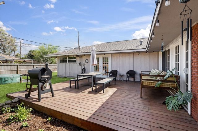 4002 Cheena Drive, Houston, TX 77025