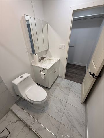 2321 W Avenue M4, Palmdale, CA 93551