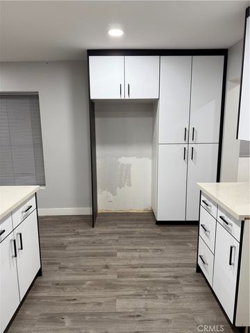 2321 W Avenue M4, Palmdale, CA 93551