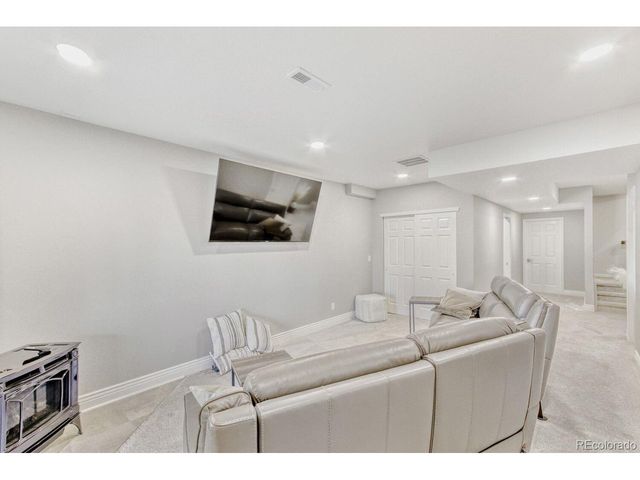 12325 Sandstone Ct, Broomfield, CO 80021