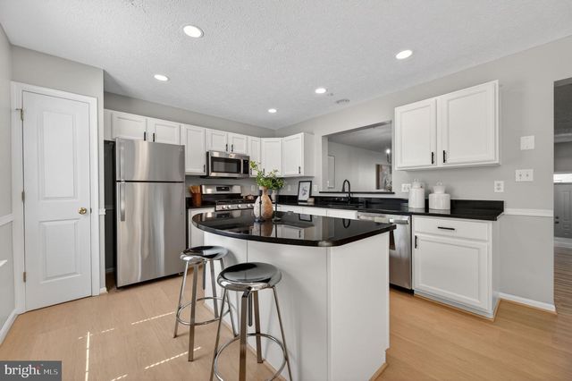 1603 WOODVIEW CT, Crofton, MD 21114