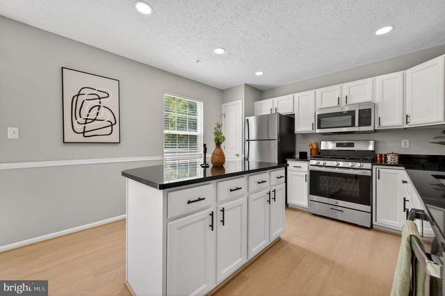 1603 WOODVIEW CT, Crofton, MD 21114
