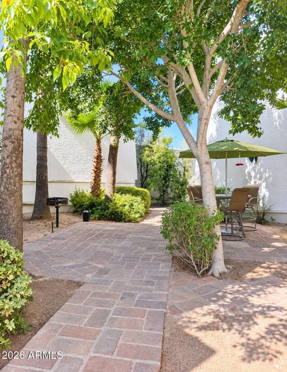 3416 N 44TH Street 32, Phoenix, AZ 85018 — exterior