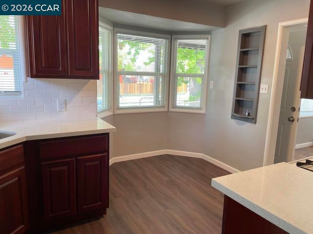 2100 94Th Avenue, Oakland, CA 94603