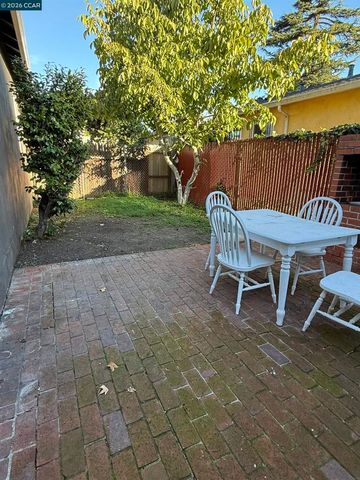 2100 94Th Avenue, Oakland, CA 94603