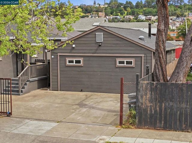 2100 94Th Avenue, Oakland, CA 94603