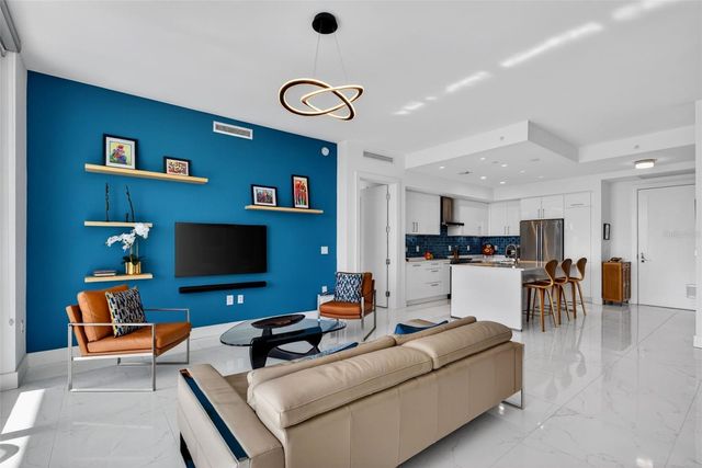 111 S PINEAPPLE AVENUE 904, Sarasota, FL 34236