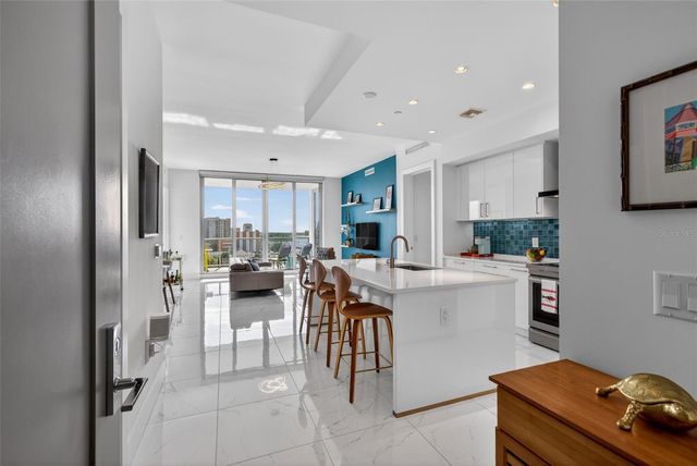 111 S PINEAPPLE AVENUE 904, Sarasota, FL 34236