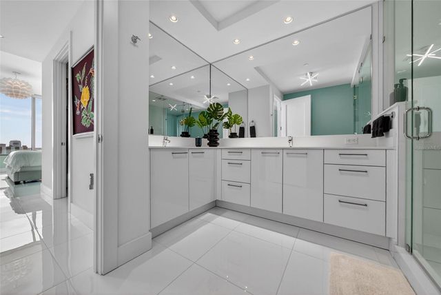 111 S PINEAPPLE AVENUE 904, Sarasota, FL 34236