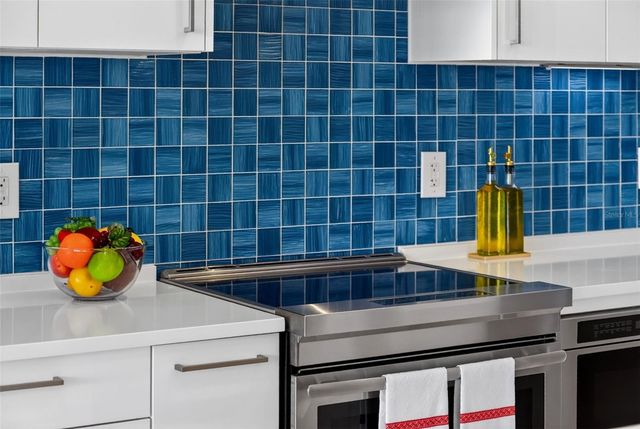 111 S PINEAPPLE AVENUE 904, Sarasota, FL 34236