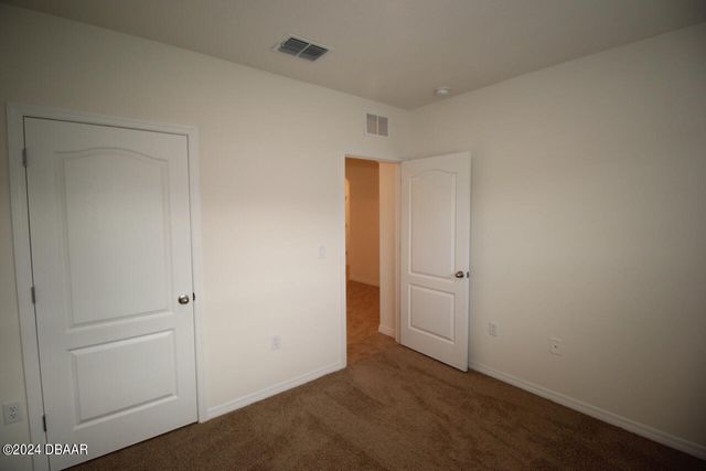 127 Birch Tree Place, Daytona Beach, FL 32117