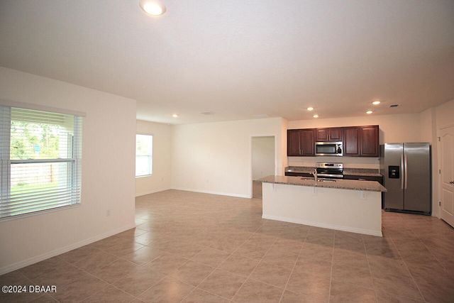 127 Birch Tree Place, Daytona Beach, FL 32117