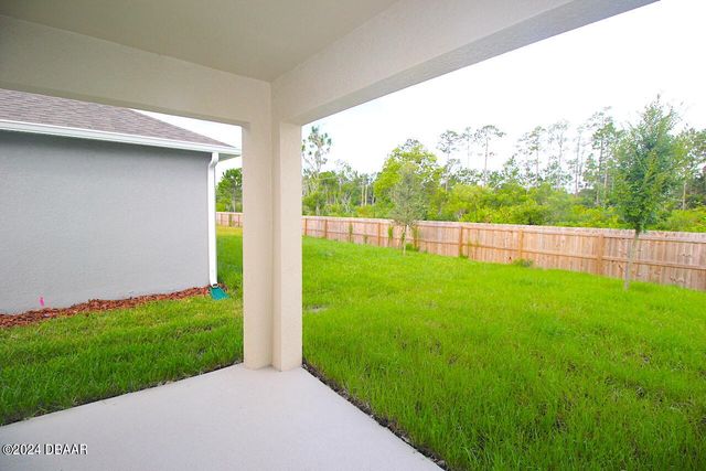 127 Birch Tree Place, Daytona Beach, FL 32117