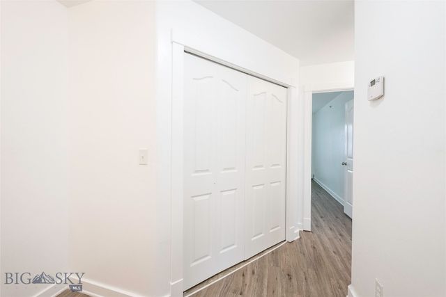 1010 Cruiser Lane M, Belgrade, MT 59714