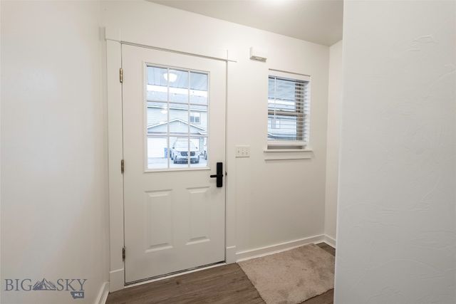 1010 Cruiser Lane M, Belgrade, MT 59714