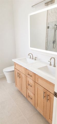 4435 Colfax Ave 102, Studio City, CA 91602