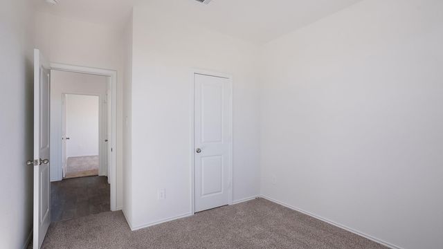 127 ORANGE FLAME BLVD, Uhland, TX 78640