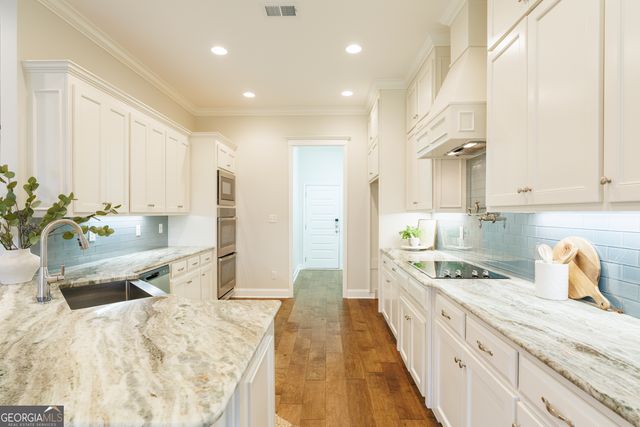 7325 Wind Chase Drive, Hahira, GA 31632