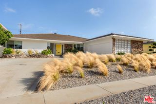 5544 W 63rd Street, Los Angeles, CA 90056