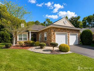 111 Fontaine Court, Monroe, NJ 08831