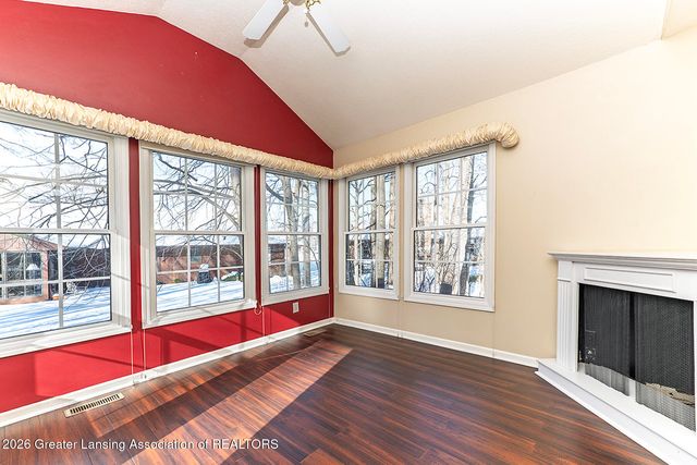 3522 St Andrews Circle, Lansing, MI 48911