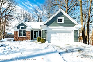 3522 St Andrews Circle, Lansing, MI 48911