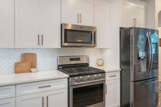 200 Sweet Tea Lane, Freeport, FL 32439