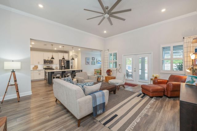 200 Sweet Tea Lane, Freeport, FL 32439