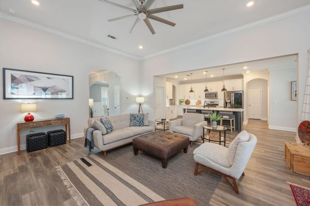 200 Sweet Tea Lane, Freeport, FL 32439