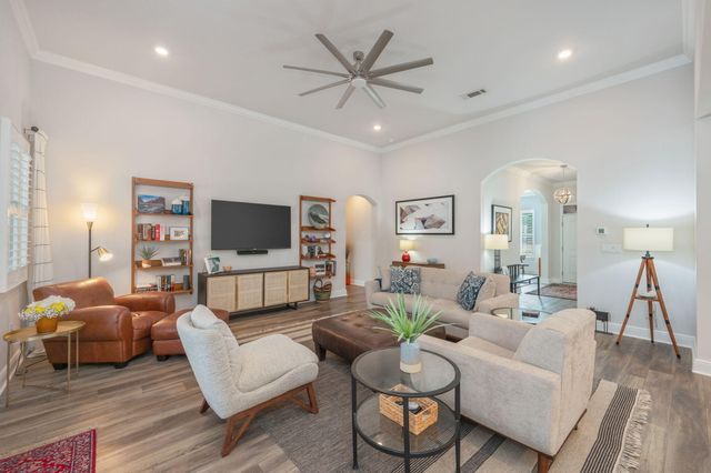 200 Sweet Tea Lane, Freeport, FL 32439