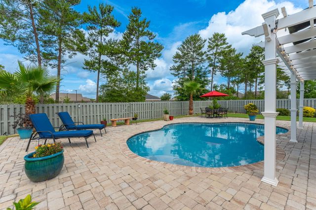 200 Sweet Tea Lane, Freeport, FL 32439