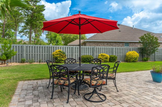 200 Sweet Tea Lane, Freeport, FL 32439