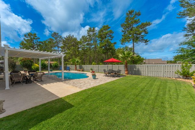 200 Sweet Tea Lane, Freeport, FL 32439