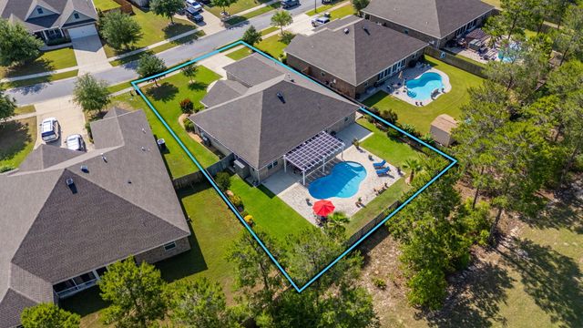 200 Sweet Tea Lane, Freeport, FL 32439
