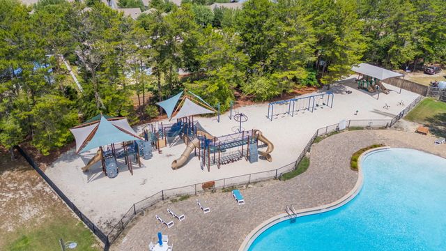 200 Sweet Tea Lane, Freeport, FL 32439