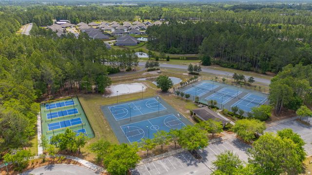 200 Sweet Tea Lane, Freeport, FL 32439